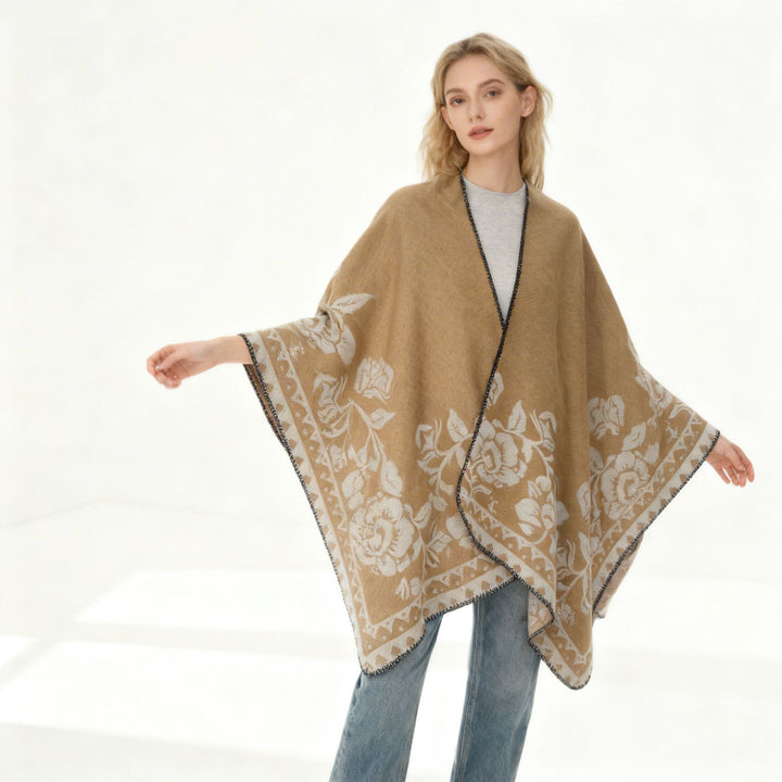Women's poncho with floral jacquard structure and fine overlock seam Mune Fashion