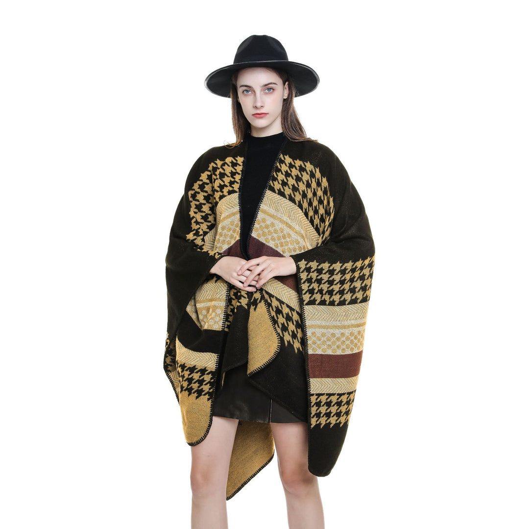 Women's Cozy Oversized Cape Poncho made of Wool Blend with Houndstooth and Graphic Jacquard