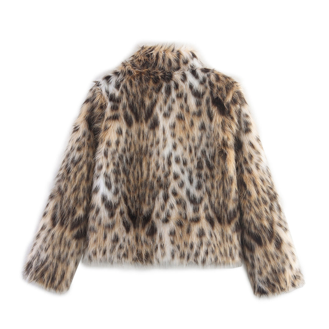 Women's short jacket made of faux fur in leopard print with boxy cut and stand-up collar Mune Fashion