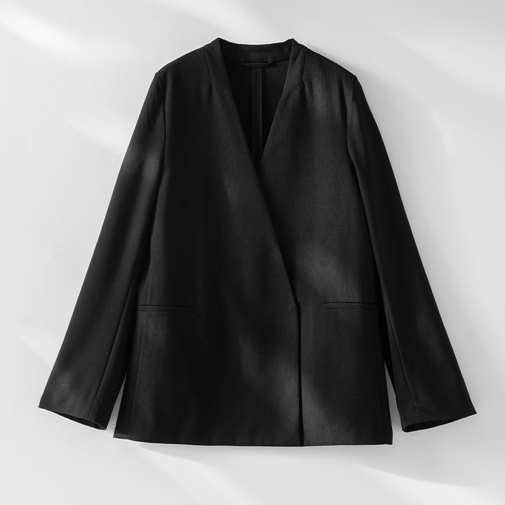 Women's collarless blazer with V-neck and minimalist boxy silhouette Mune Fashion