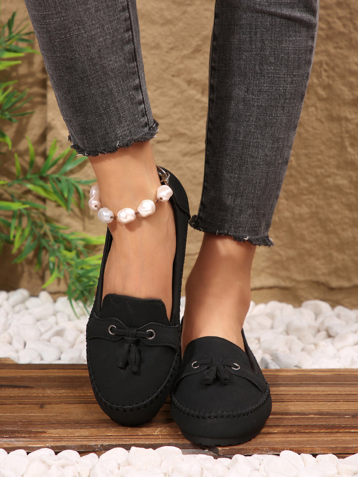 Women’s classic moccasin slippers with tassels and soft comfort insole Mune Fashion