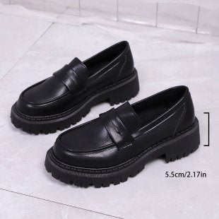 Women's chunky loafers with thick tread sole and platform heel Mune Fashion