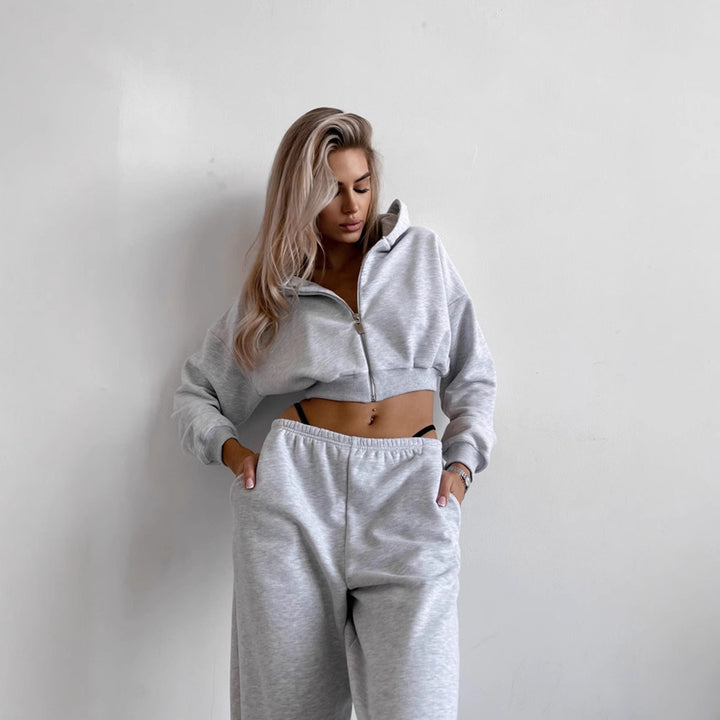 Women's short zip hoodie lounge set with high-waisted relaxed sweatpants Mune Fashion