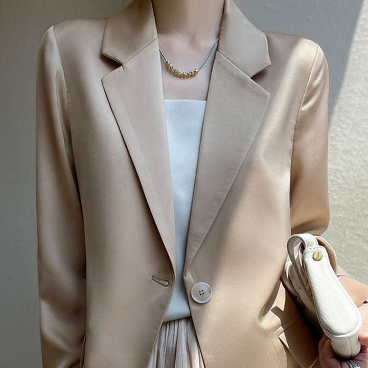 Women Slightly Tailored Long Blazer with Button Closure and Flap Pockets Mune Fashion