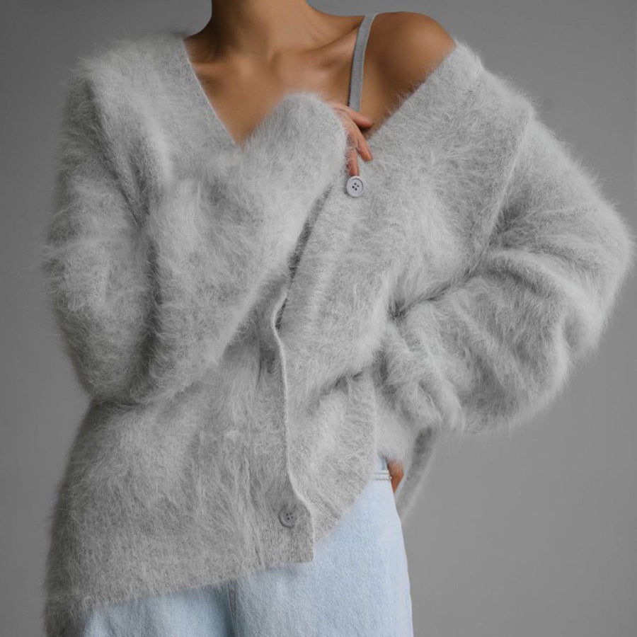 Women's Cozy Oversized Cardigan made of Teddy Knit with Deep V-Neck Mune Fashion