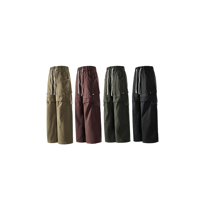 Men's loose cargo pants with elastic waistband, drawstring, and generous flap utility pockets Drune