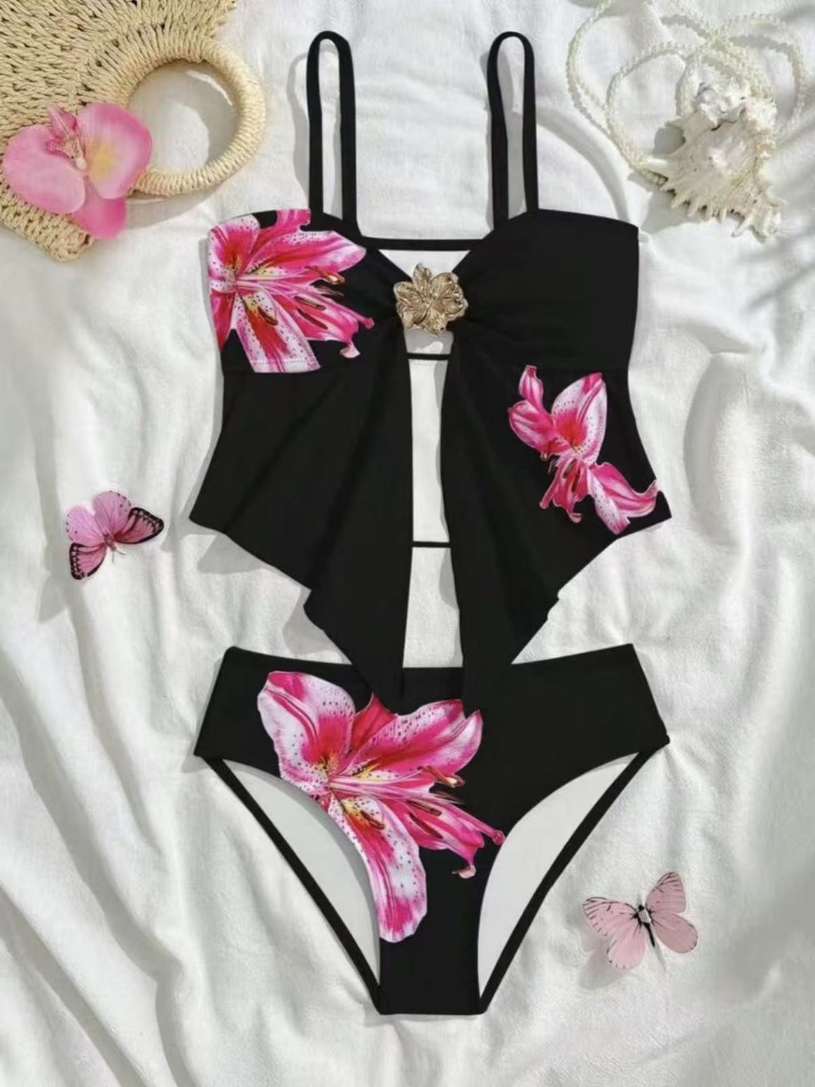 Women's bikini set with floral wrap detail and elegant flower applique Mune Fashion