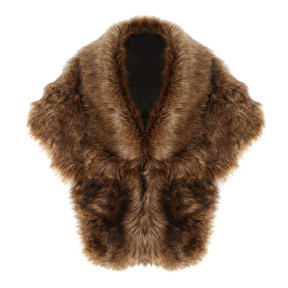 Women's elegant faux fur shoulder stole in capelet cut Mune Fashion