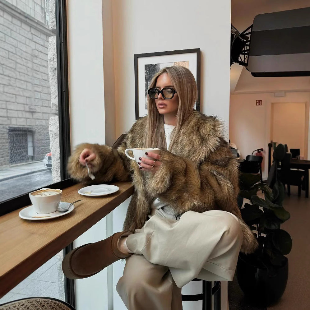 Women's Cozy Faux-Fur Jacket with Soft Lining Mune
