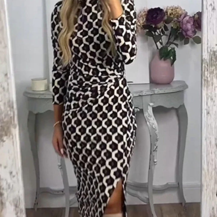 Women's narrow cut midi dress with geometric print, gathered waist and asymmetric slit Mune Fashion