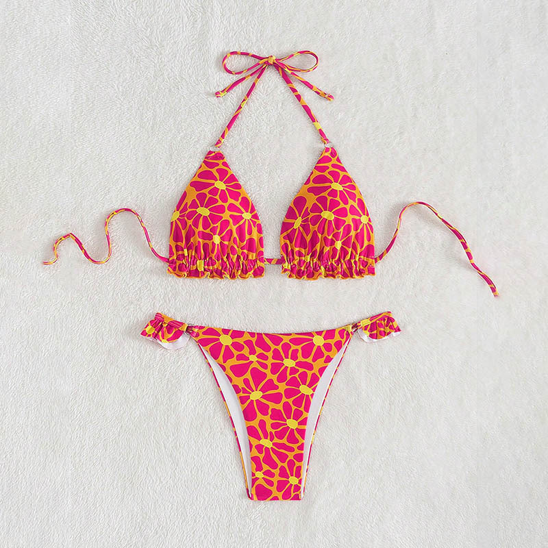 Ladies triangle bikini with playful flower design Mune Fashion