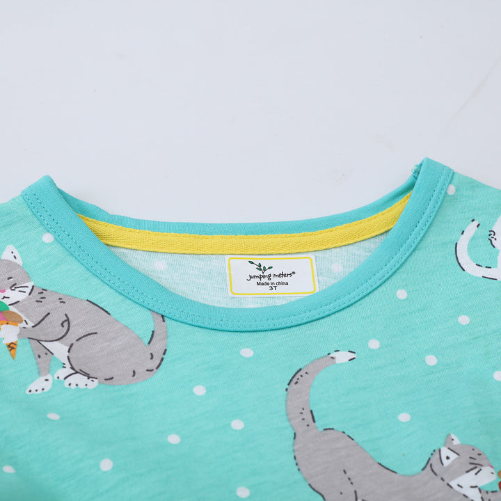 Girls casual dress with playful cat motif and practical pockets Mune Fashion