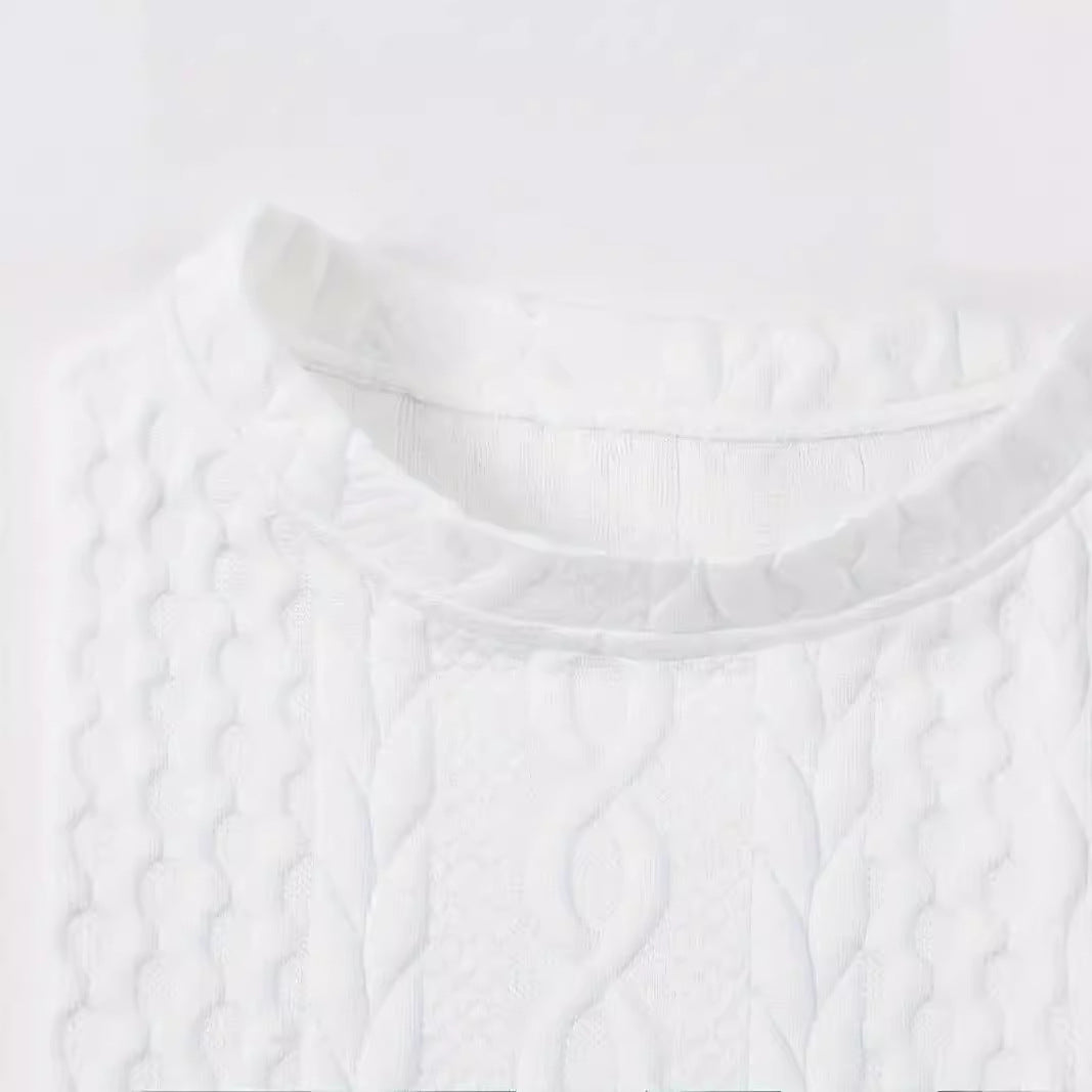 Women Oversize Knit Sweatshirt with Cable Pattern and Ribbed Hem Mune Fashion