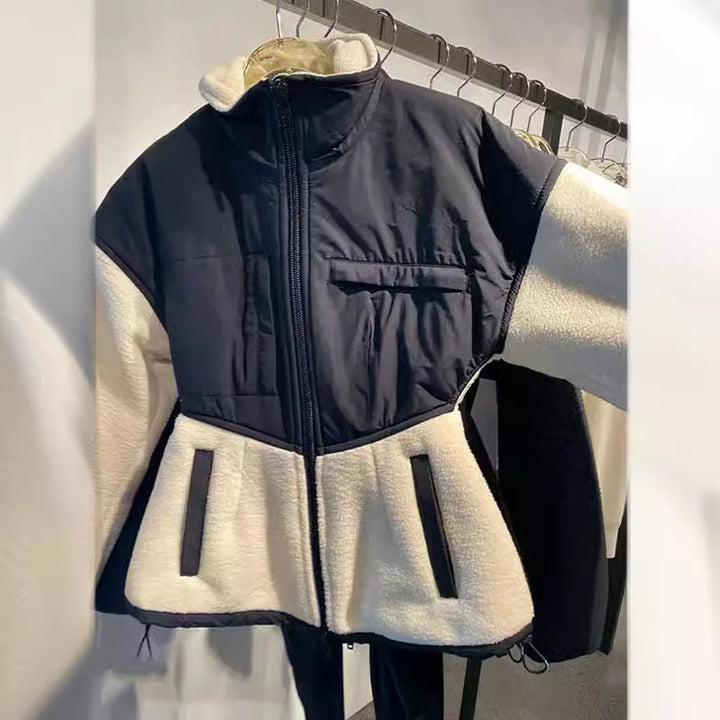 Women's fashionable transitional jacket with high collar and practical pockets Mune Fashion