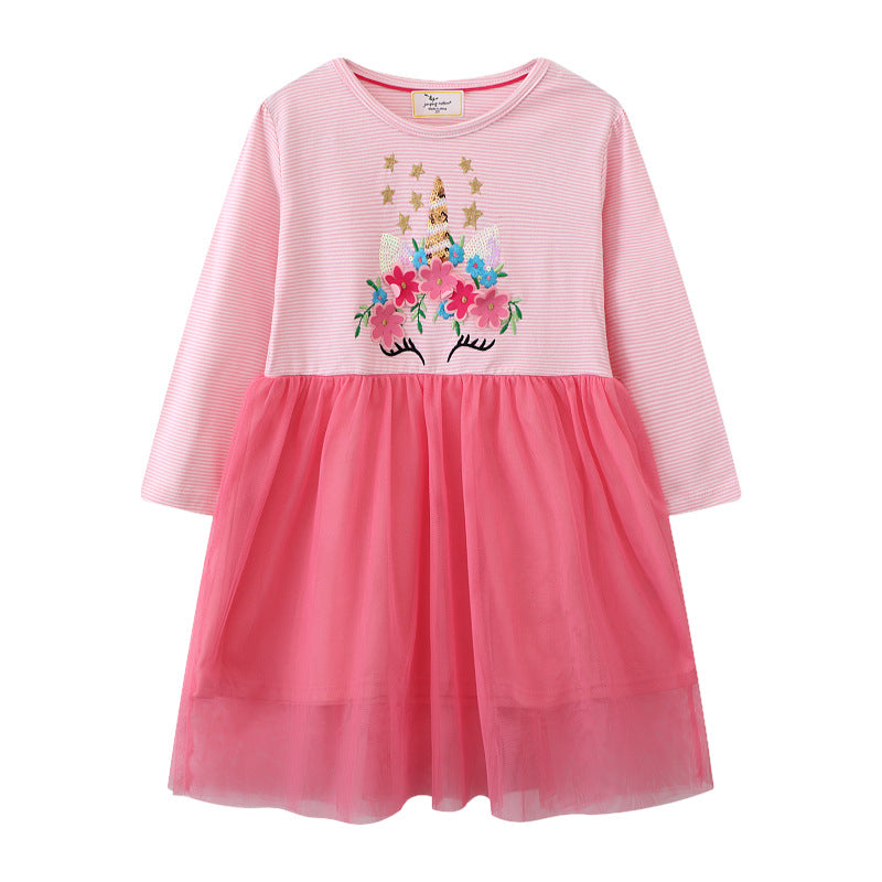 Girl's casual dress with charming floral embroidery Mune Fashion