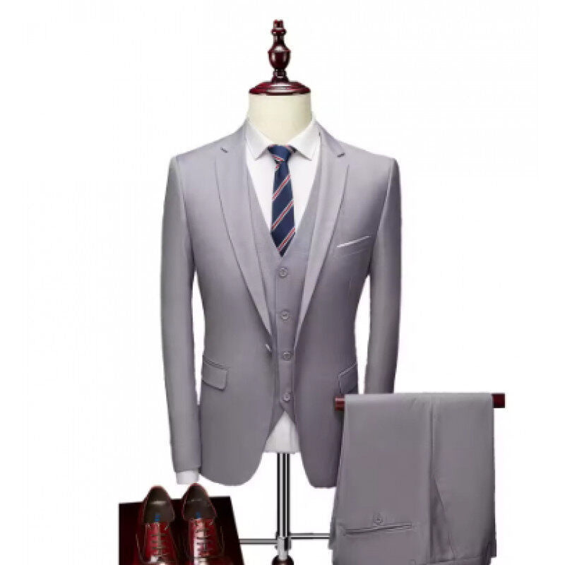 Men's tailored lightweight summer three-piece suit made of microfiber with slim lapels Mune Fashion
