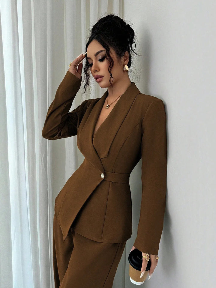 Women's tailored business blazer with shawl collar, belt waist and single-button closure Mune Fashion
