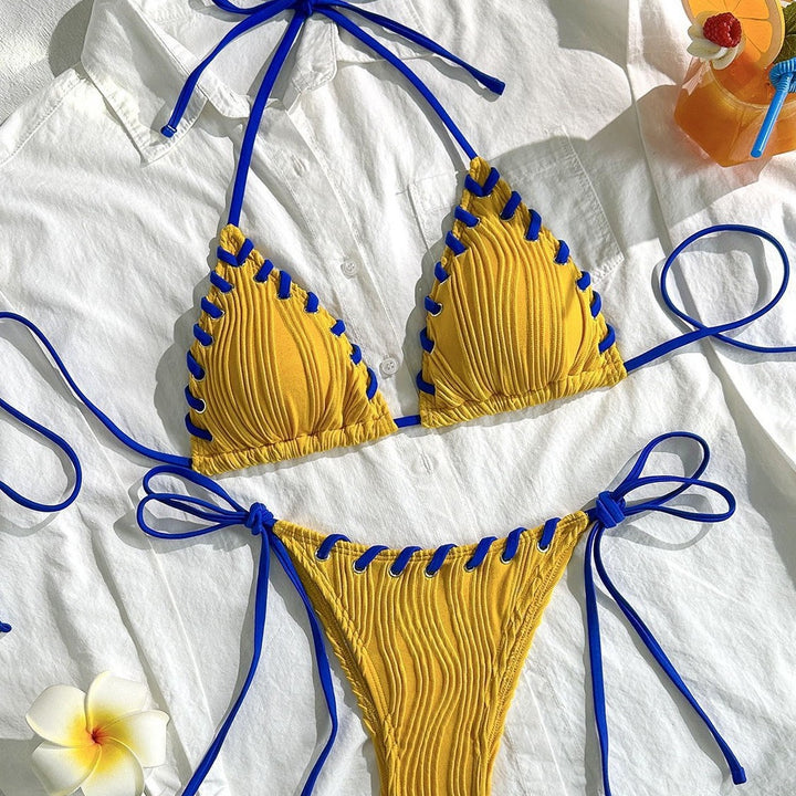 Ladies triangle bikini with wave pattern Mune Fashion