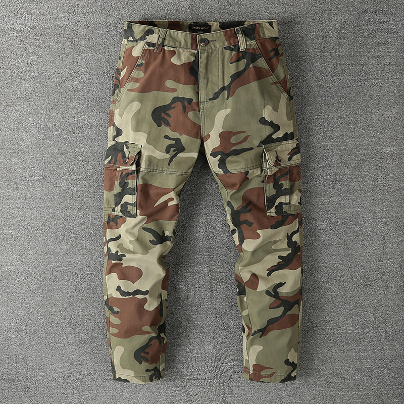 Men's cargo pants with tactical camouflage pattern and multiple flap pockets Mune Fashion
