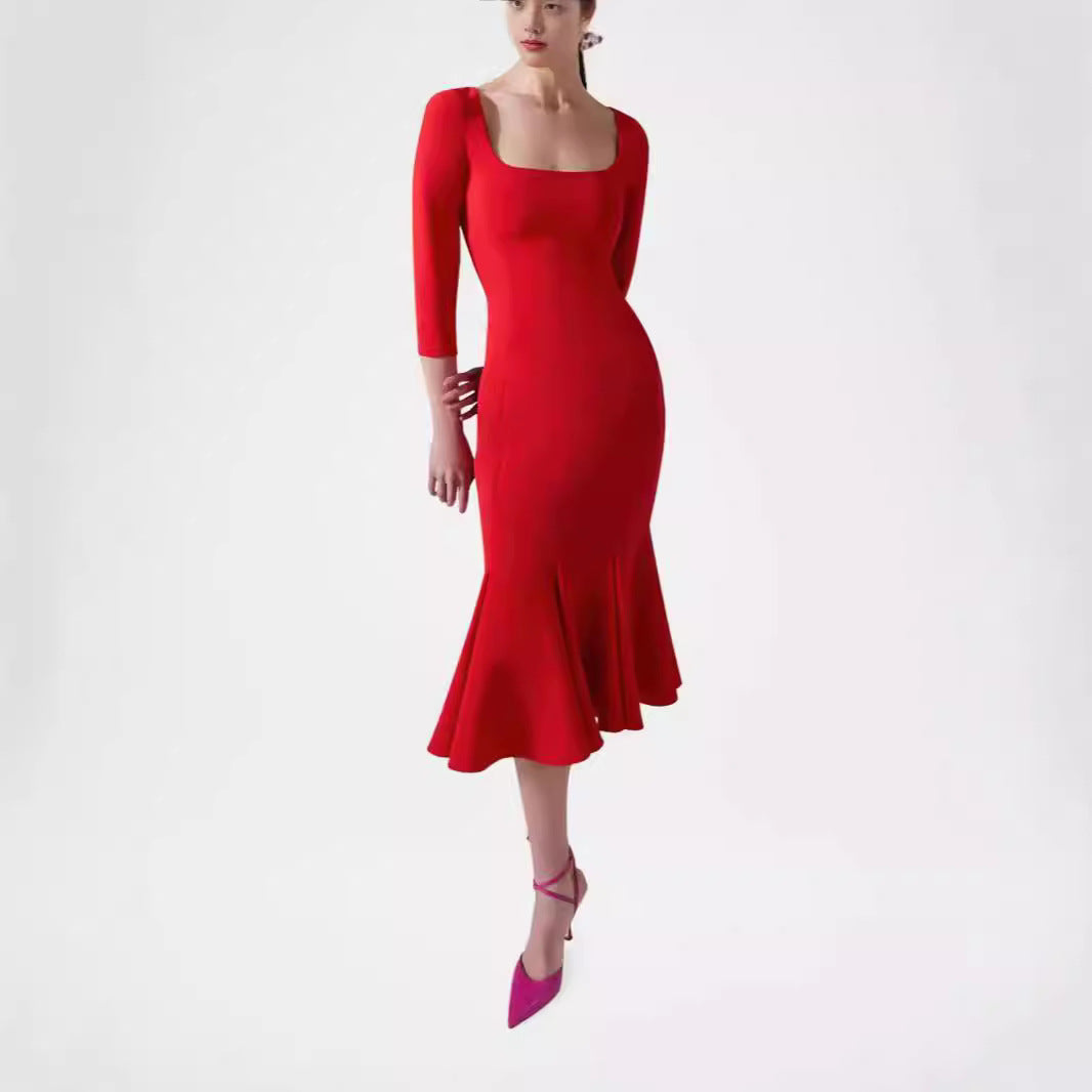 Women's Figure-Hugging Midi Dress with Square Neckline and Mermaid Hem Mune Fashion