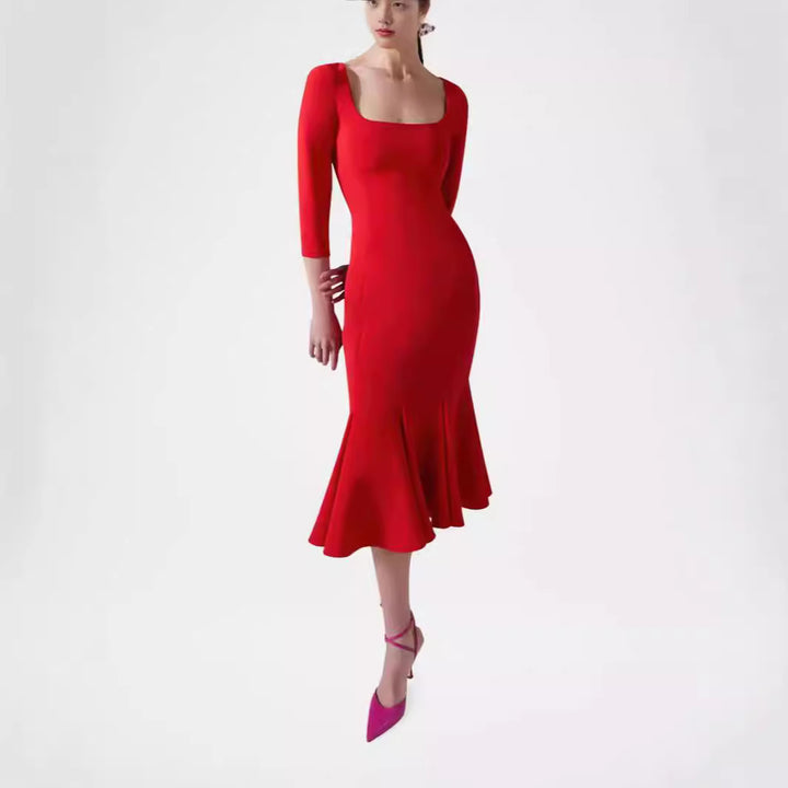 Women's Figure-Hugging Midi Dress with Square Neckline and Mermaid Hem Mune Fashion