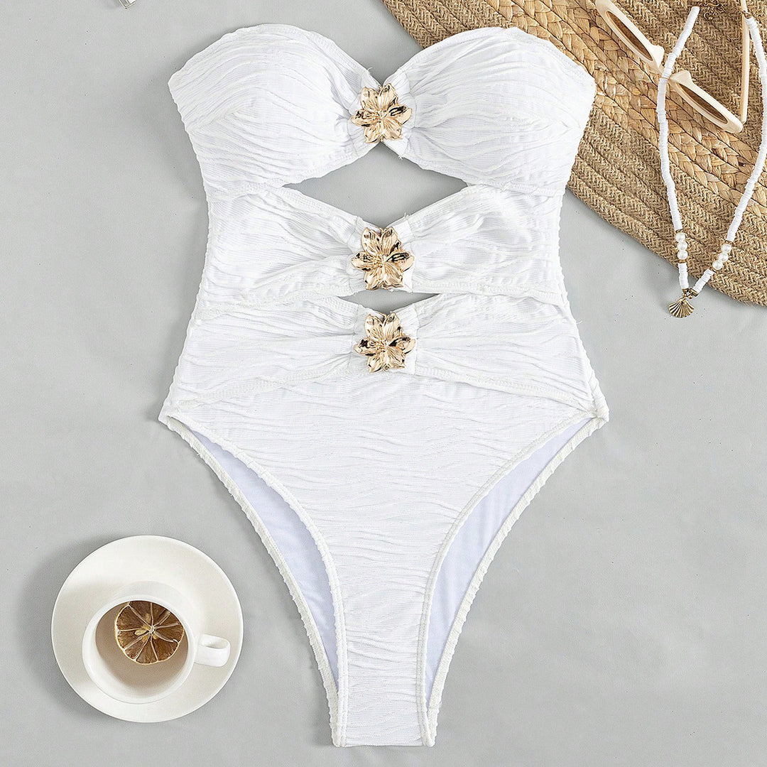 Ladies Cut-Out Swimsuit with Refined Design Mune Fashion