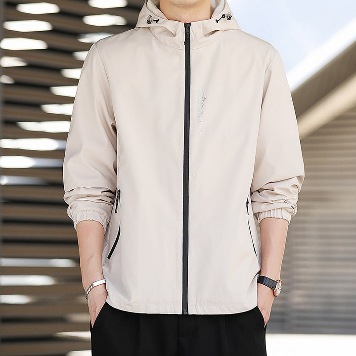 Men's Light Outdoor Jacket with Adjustable Hood Mune Fashion