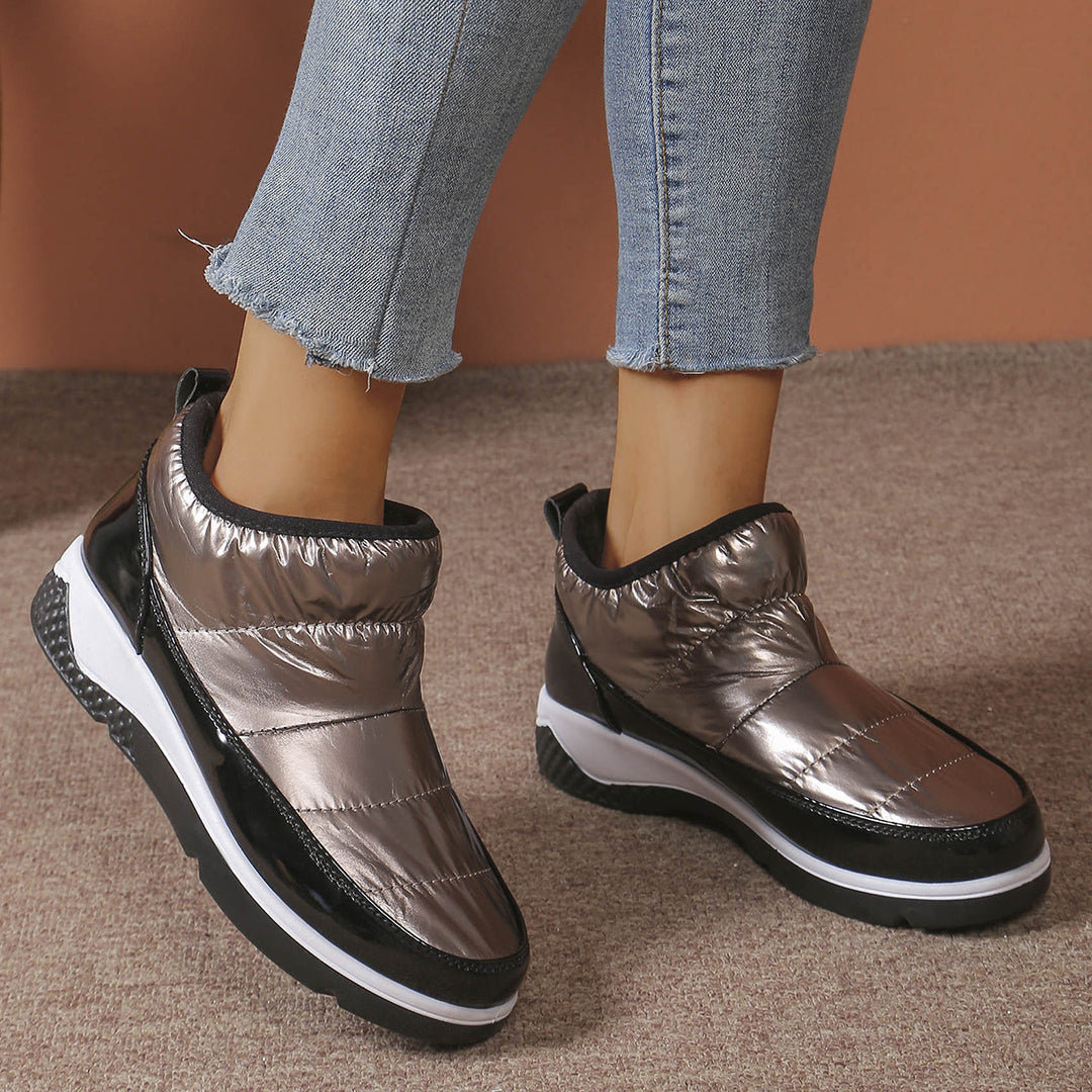 Women Padded Slip-On Winter Booties with Wedge Sole Mune Fashion