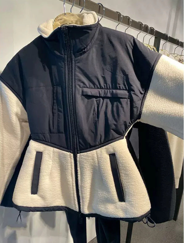 Women's fashionable transitional jacket with high collar and practical pockets Mune Fashion