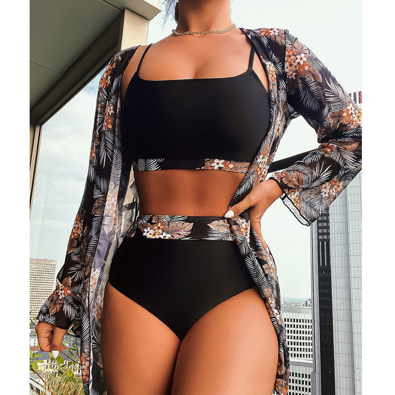 Women's bikini set with floral kimono and stylish details Mune Fashion
