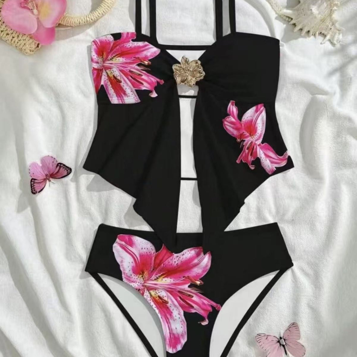 Women's bikini set with floral wrap detail and elegant flower applique Mune Fashion