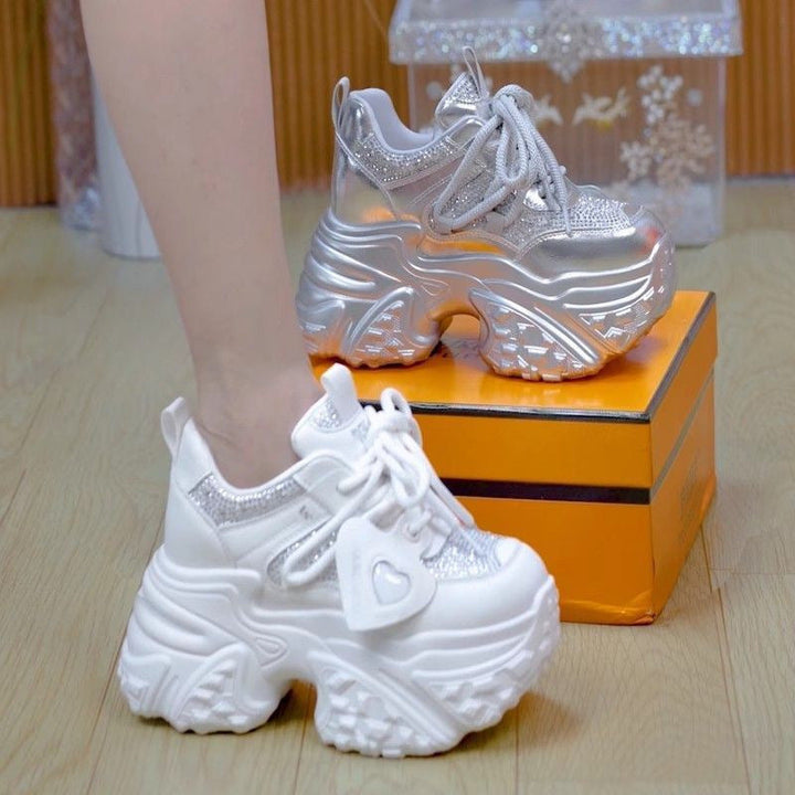 Women Chunky Sneakers with puffy sole and innovative cushioning Mune Fashion
