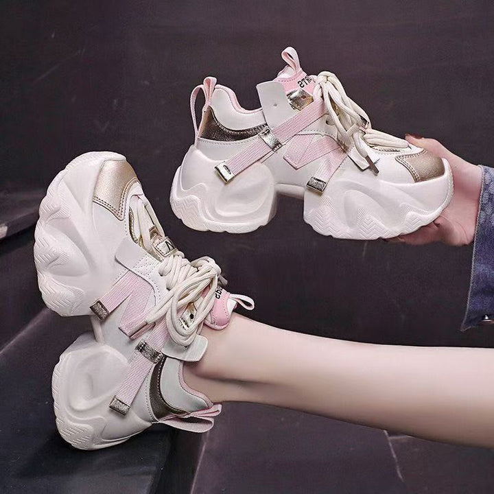 Women Sporty Sneakers with innovative cushioning system and futuristic design Mune Fashion