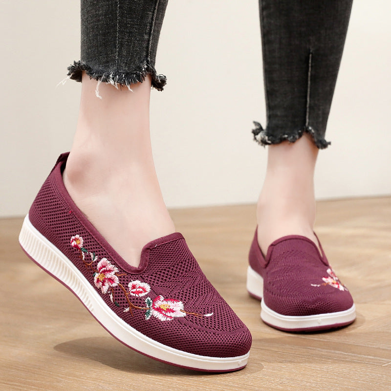 Women's Slip-On Sneaker with Floral Embroidery Mune Fashion