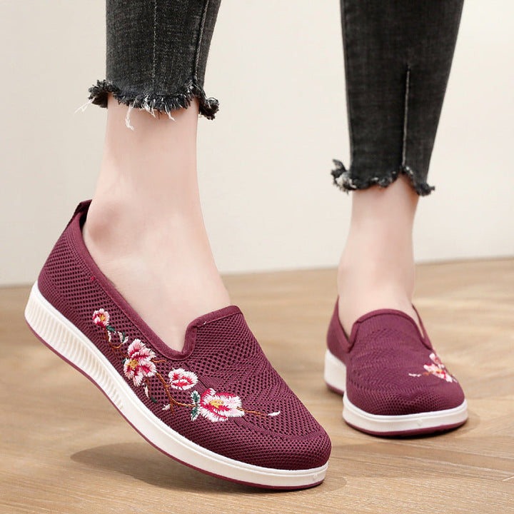 Women's Slip-On Sneaker with Floral Embroidery Mune Fashion