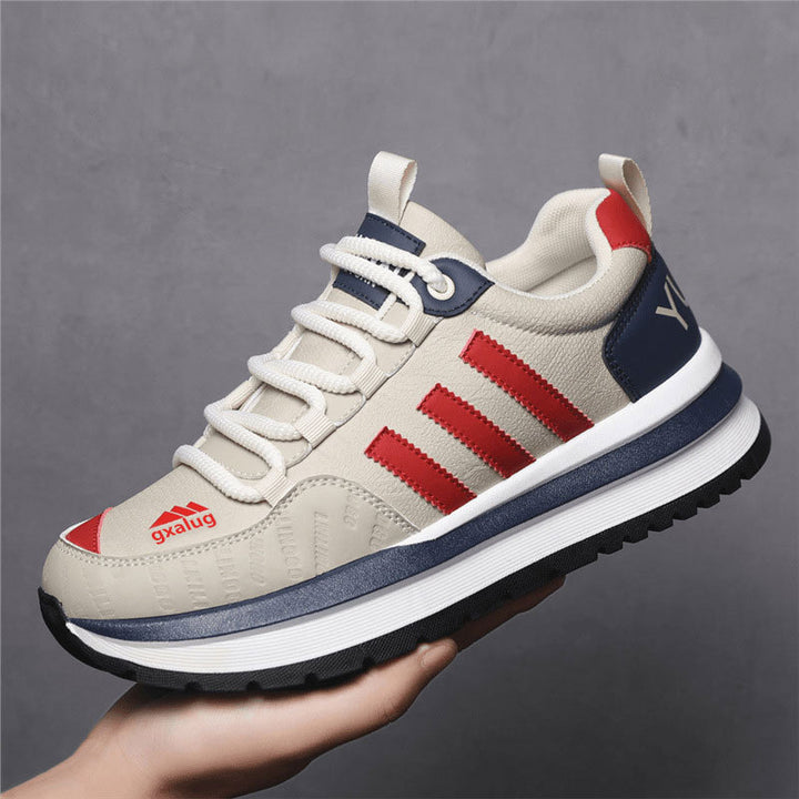 Women's platform sneaker with thick tread sole and padded collar Mune Fashion