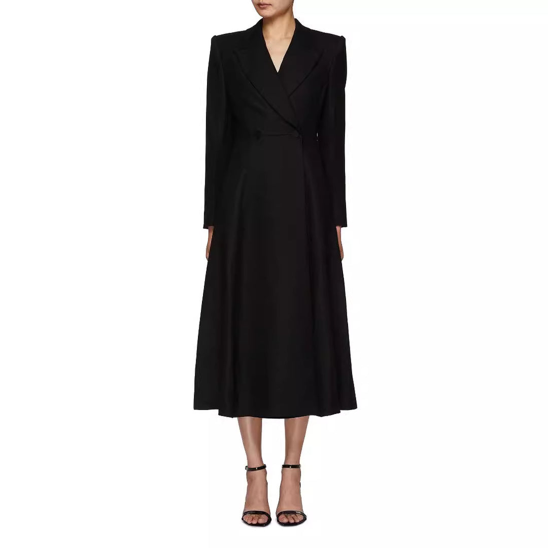Ladies longer tailored blazer coat with maxi length and structured shoulders Mune Fashion