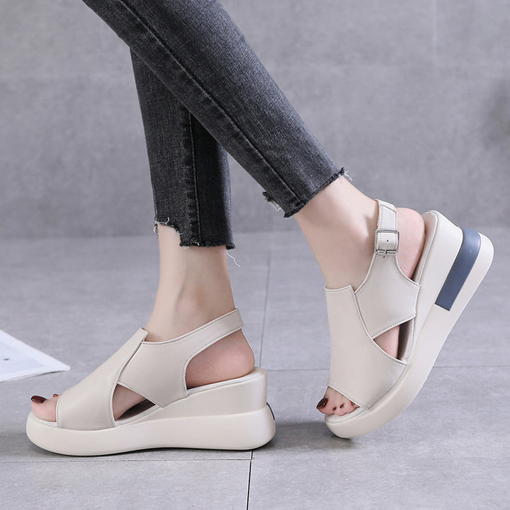 Ladies Modern Platform Sandal with ergonomic memory footbed, adjustable heel strap and non-slip rubber sole Mune Fashion