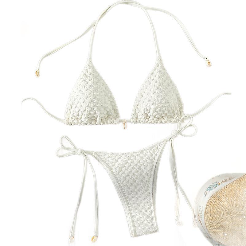 Ladies triangle bikini with adjustable straps and unique structure pattern Mune Fashion