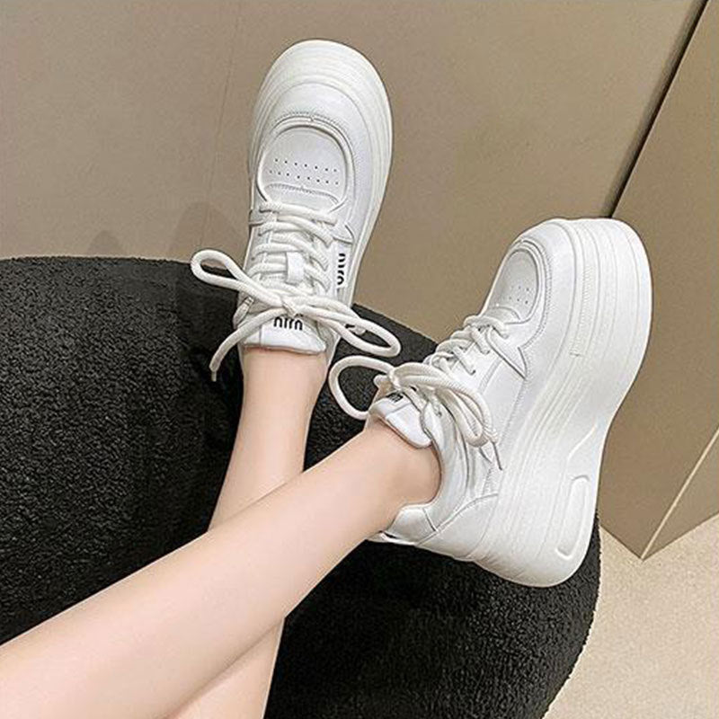Women's Platform Sneakers with trendy two-tone design and reinforced cushioning Mune Fashion