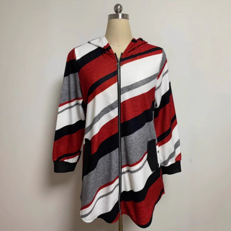 Women's longline hoodie jacket with diagonal stripe pattern, ring zipper and side pockets Mune Fashion