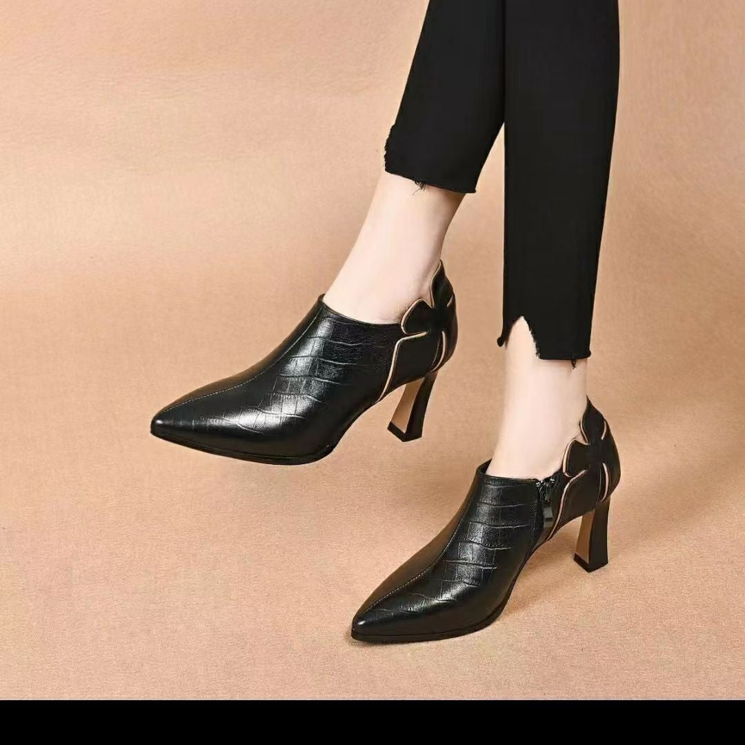Ladies pointed toe ankle boots with crocodile embossing, side zipper and curved block heel Mune Fashion