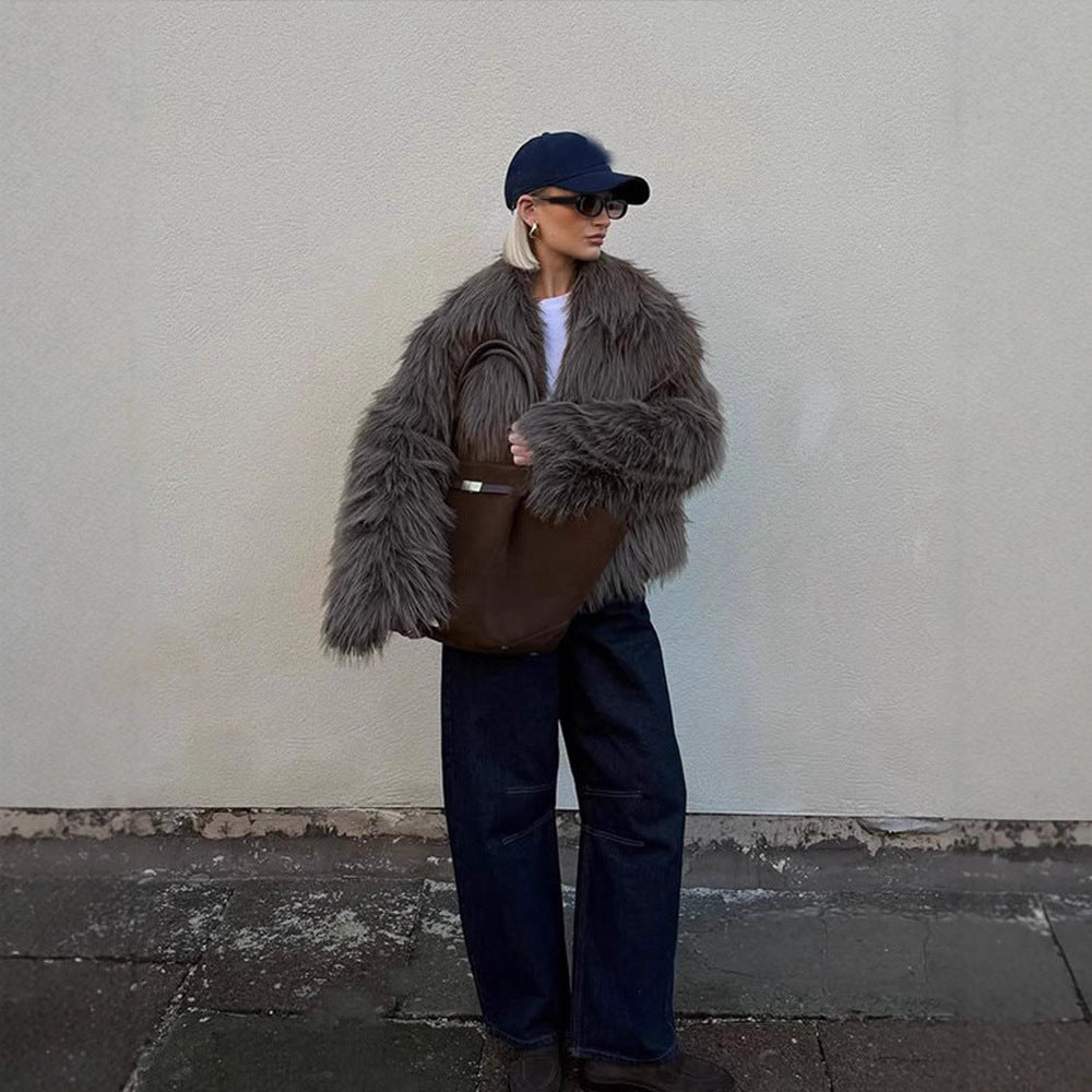 Women's Oversized Short Jacket made of Synthetic Fur in Shaggy Look with Voluminous Shawl Collar Mune Fashion