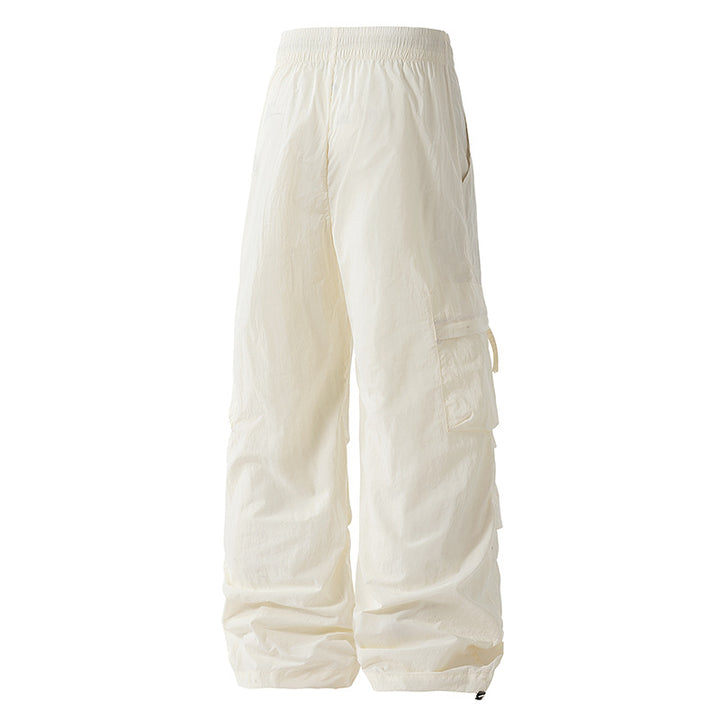 Women's cargo pants with elastic waistband