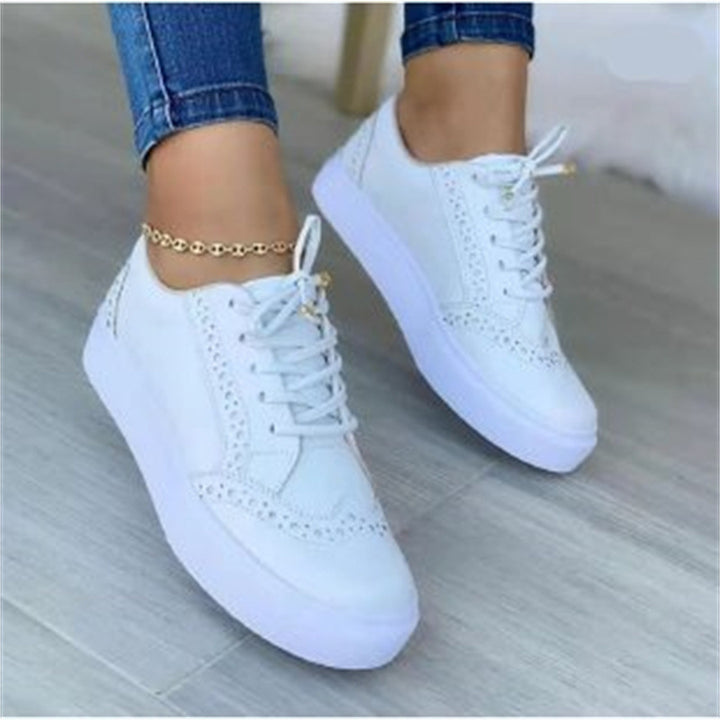 Damen Schnürer-Plateau-Sneaker im Brogue-Stil mit Komfortfußbett Mune Fashion