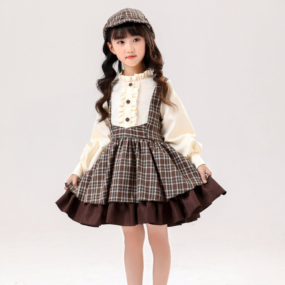 Girl Detective Costume with Checkered Details Mune Fashion