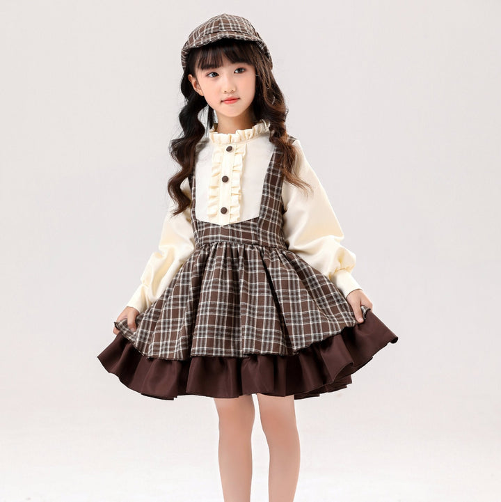 Girl Detective Costume with Checkered Details Mune Fashion