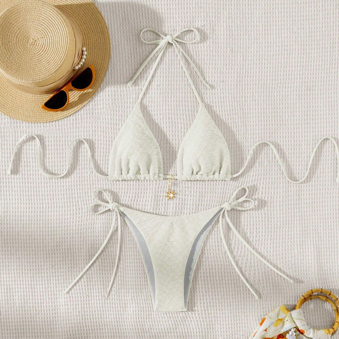Women's Triangle Bikini with Delicate Ruffle Details Mune Fashion