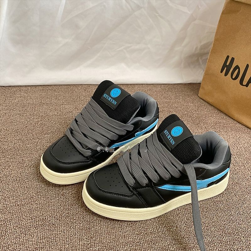 Women Sneakers with sporty design and breathable upper material combination Mune Fashion