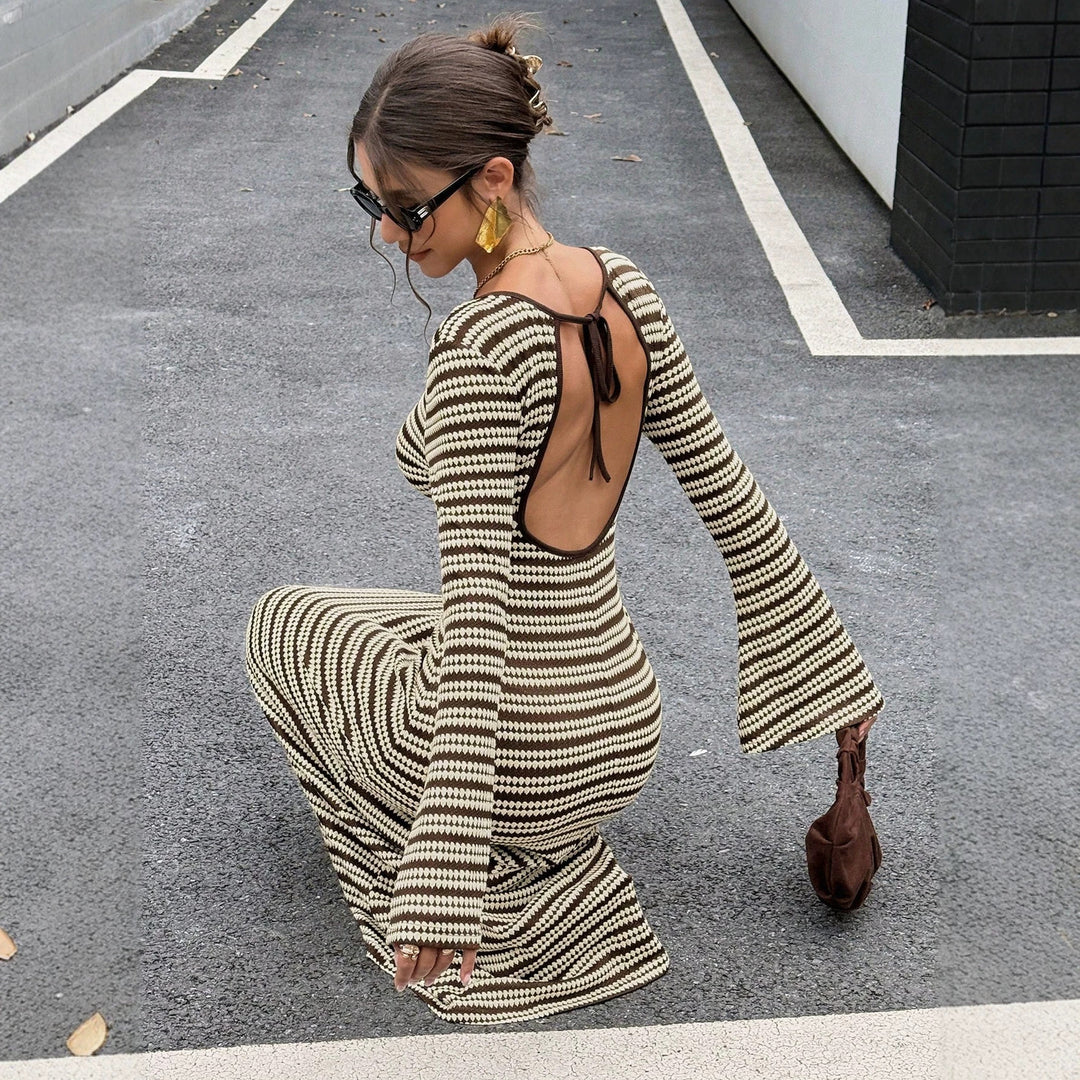 Women Figure-hugging Rib Mid Dress with Trumpet Sleeves and Tailored Cut Mune Fashion